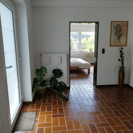 Moderne Ferienwohnung Mit Privatem Eingang - Rosa Kalletal Buitenkant foto