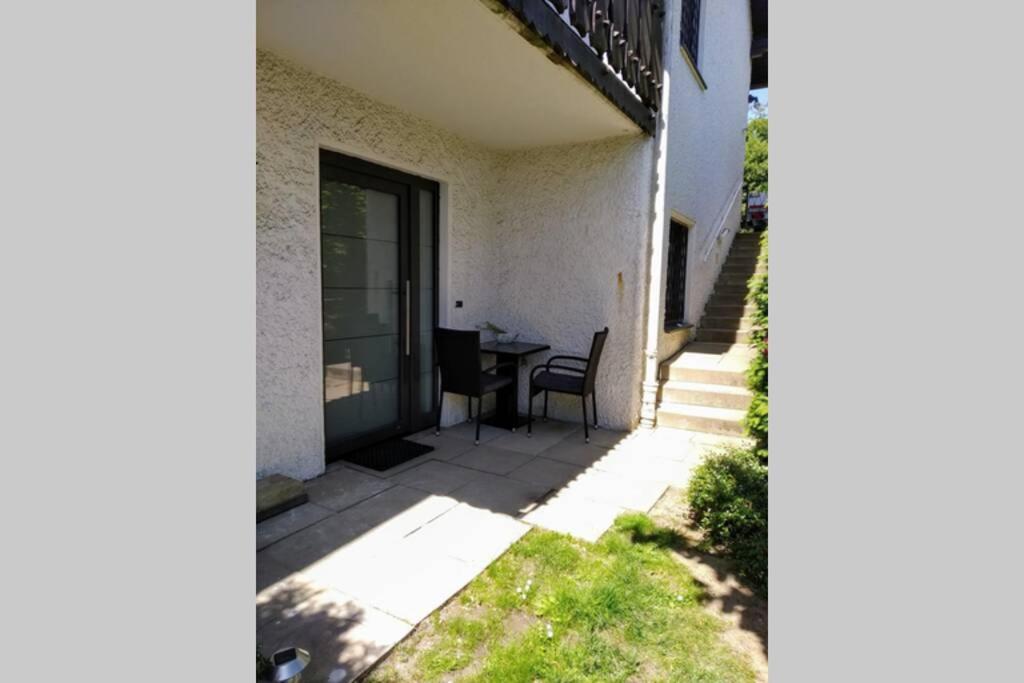 Moderne Ferienwohnung Mit Privatem Eingang - Rosa Kalletal Buitenkant foto